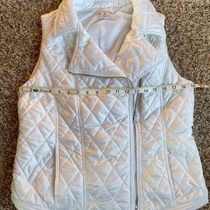 Womens Liz Clairborne Quilted Vest